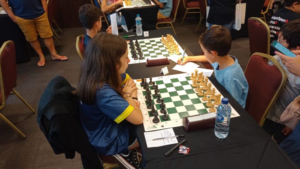 Criciúma Chess Open 2023: cidade recebe, pela primeira vez, o campeonato  internacional de xadrez – Folha Regional