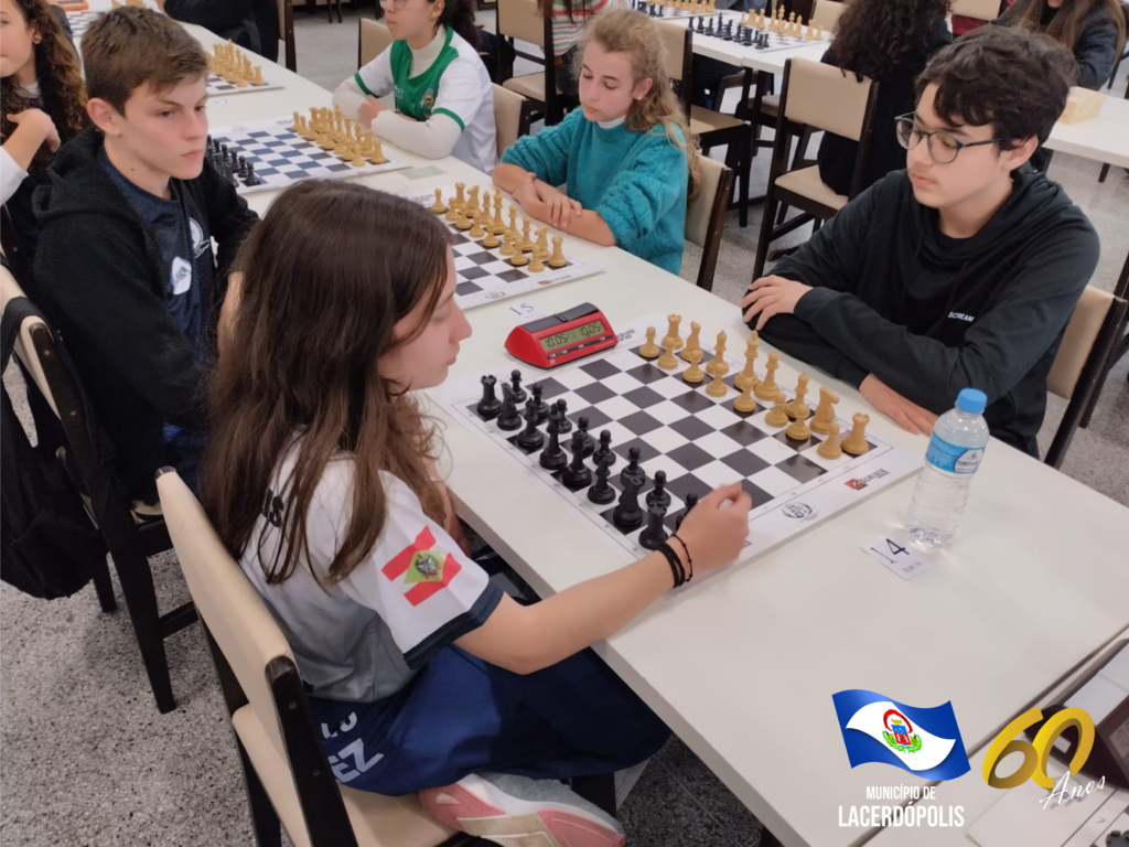 ENXADRISTAS DE LACERDÓPOLIS PRESENTES NO CAMPEONATO BRASILEIRO DE XADREZ -  MUNICÍPIO DE LACERDÓPOLIS